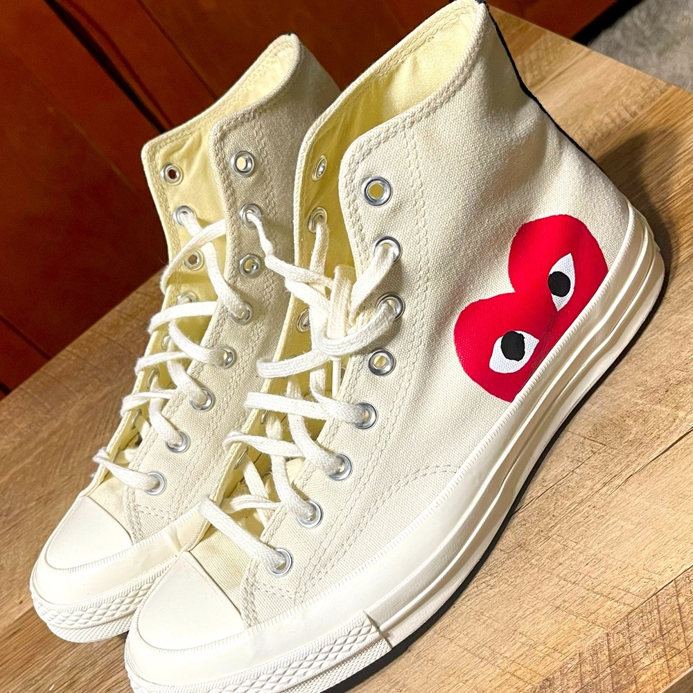 Converse unisex size 10 men like new no box